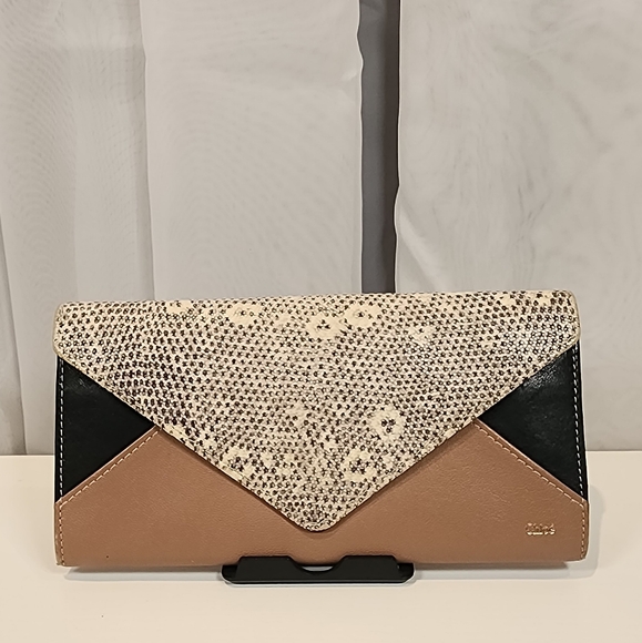 Chloe Handbags - Chloe Long Envelope Wallet With Authenticity Card